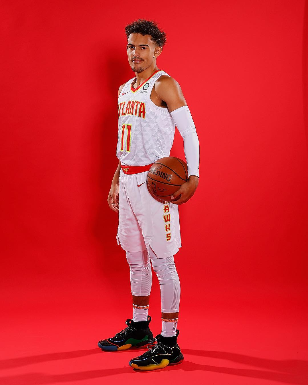 阿坎吉：齐沃很重视沟通和我们很亲近；希望世界杯对阵意大利（阿坎吉：齐沃注重沟通，与我们关系密切；盼世界杯碰上意大利）