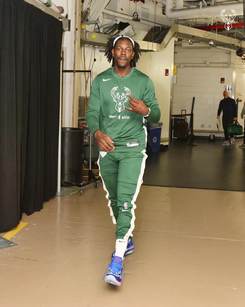 东体：省超想持续火爆应提高技战术、制度联赛化、培养年轻人（东体：省超要持续走红，须提升技战术、推进联赛化管理并加大年轻球员培养）