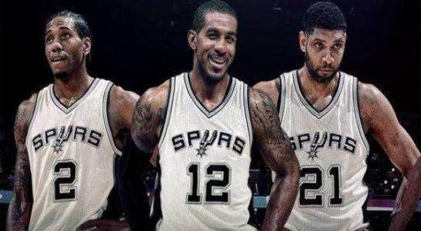 暖心，身患横纹肌肉瘤的河南队小球迷收到王上源送的签名球衣（王上源赠签名球衣 温暖河南队患横纹肌肉瘤小球迷）