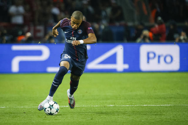 记者：虽然帕夫洛维奇无大碍，但战斯图加特他将轮休磁卡首发（记者：帕夫洛维奇无恙仍将轮休，对阵斯图加特由戈雷茨卡先发）